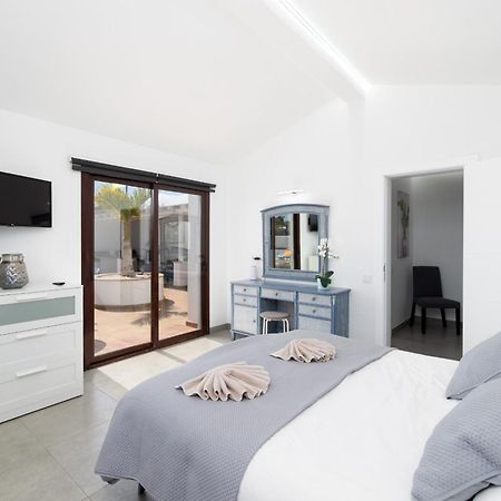 Villa Michelle - Lh114 By Villas Now Ltd Playa Blanca Dış mekan fotoğraf