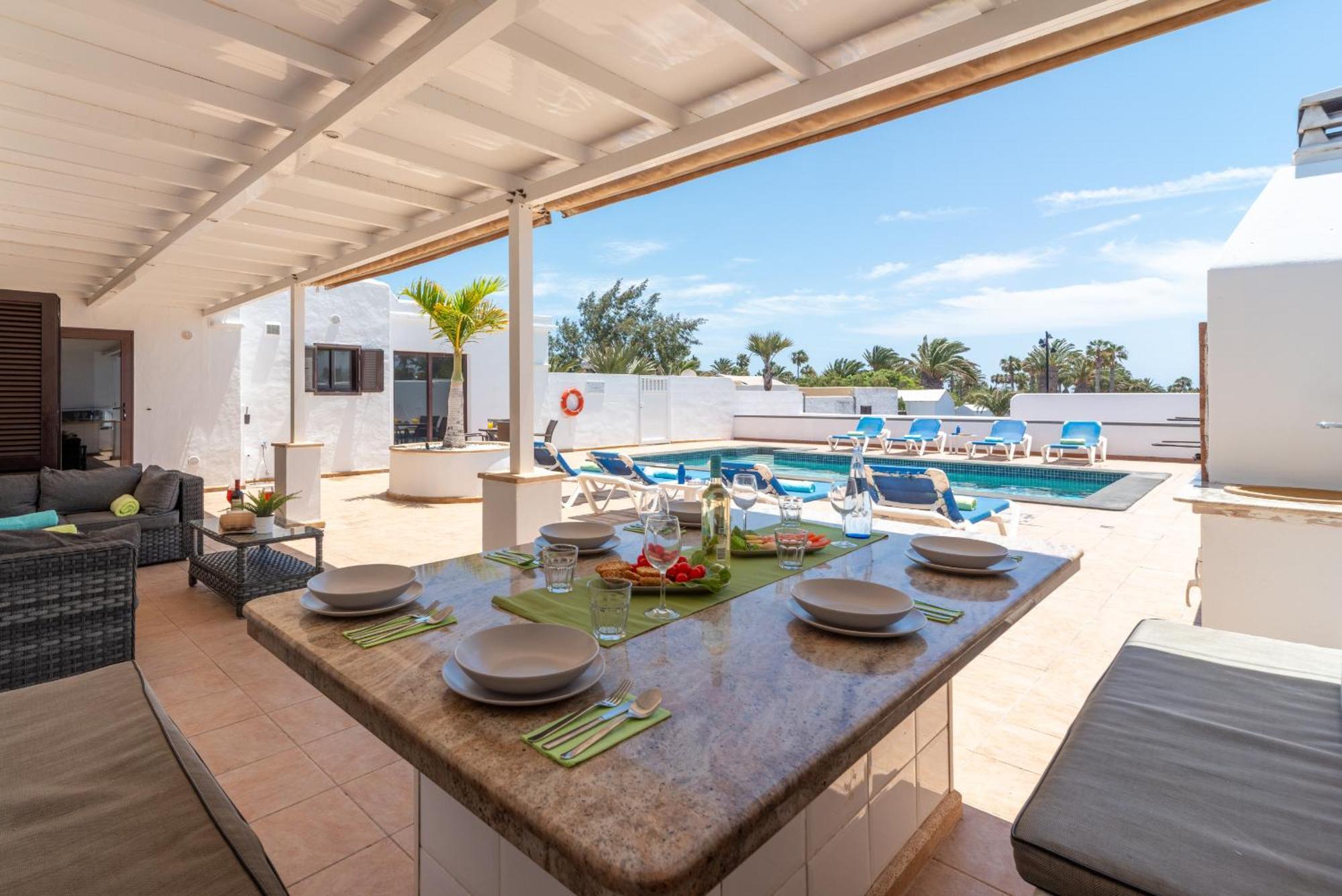 Villa Michelle - Lh114 By Villas Now Ltd Playa Blanca Dış mekan fotoğraf