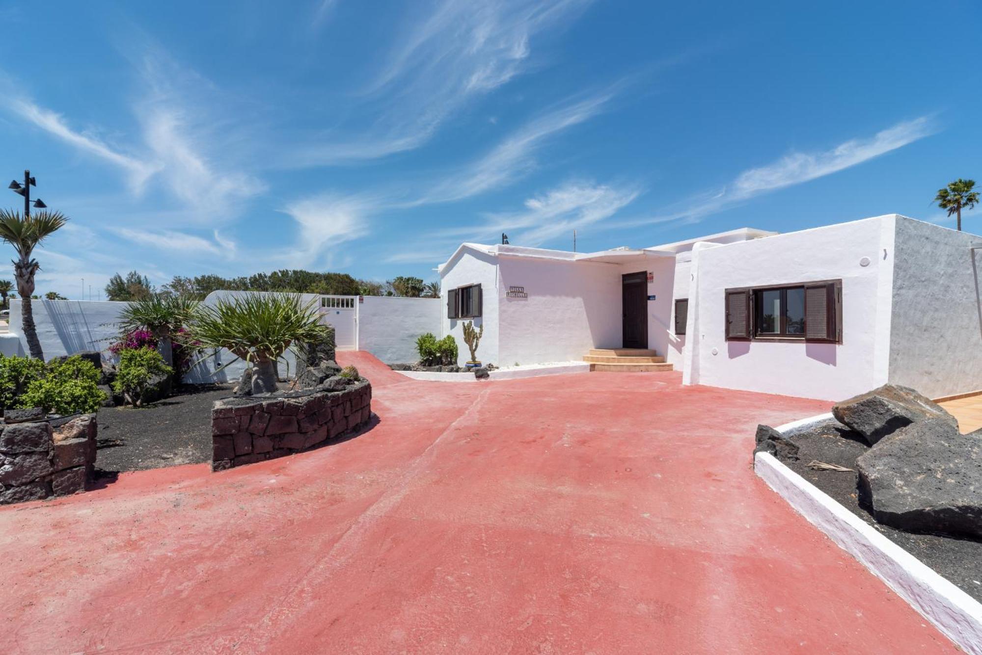 Villa Michelle - Lh114 By Villas Now Ltd Playa Blanca Dış mekan fotoğraf