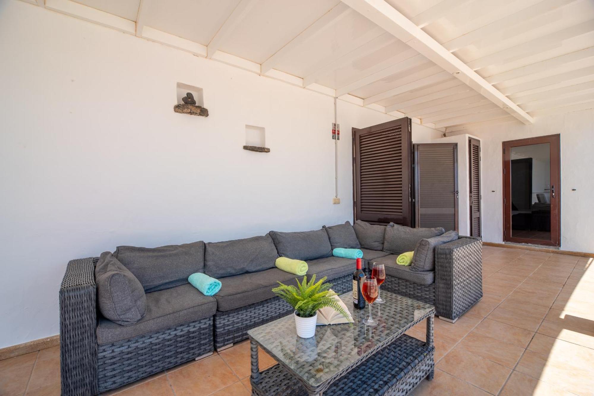 Villa Michelle - Lh114 By Villas Now Ltd Playa Blanca Dış mekan fotoğraf