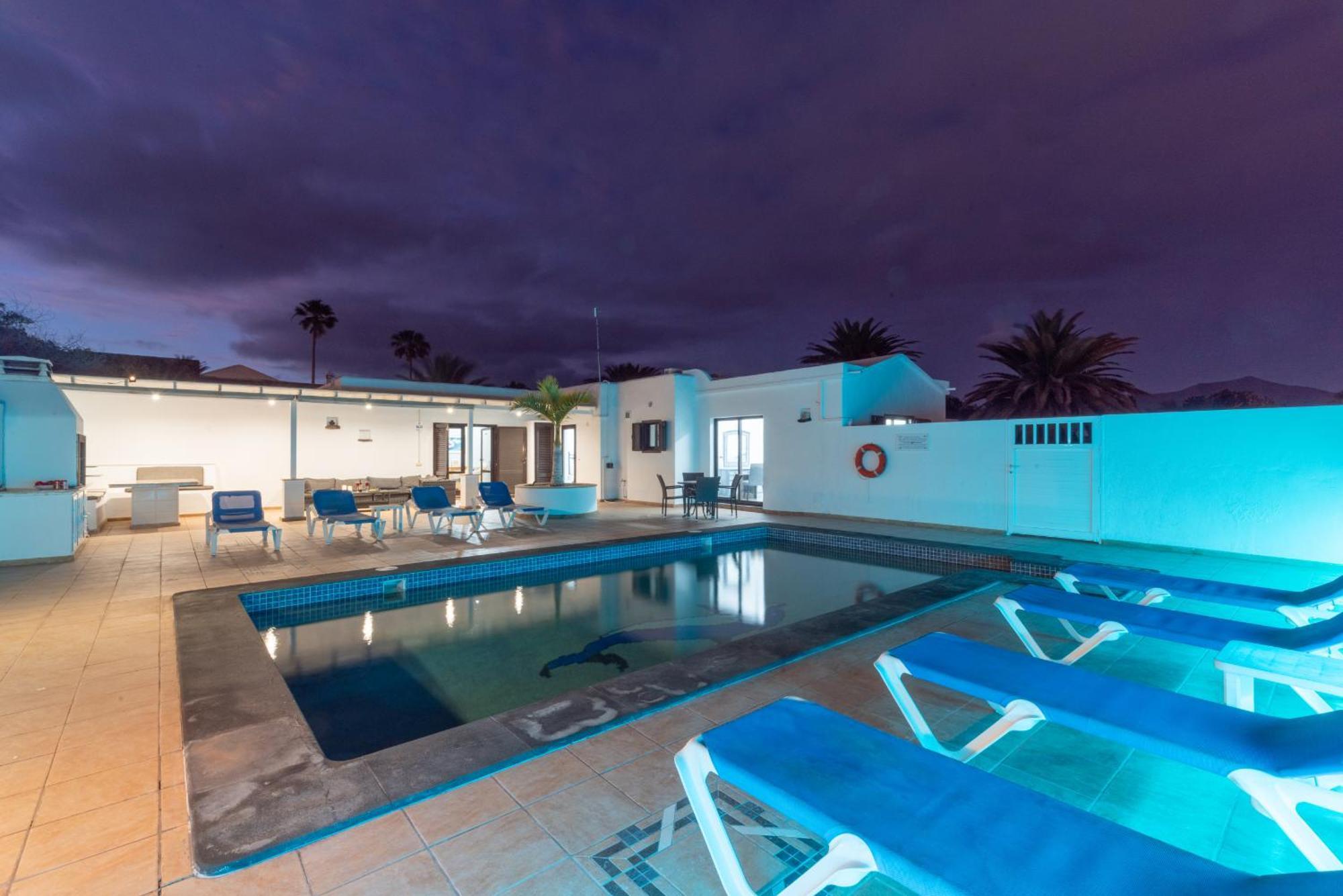 Villa Michelle - Lh114 By Villas Now Ltd Playa Blanca Dış mekan fotoğraf